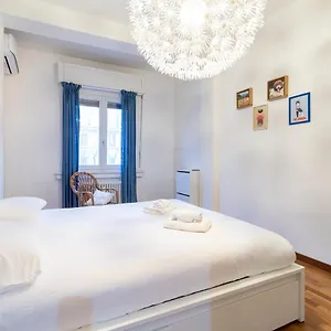 https://new-apartment-lomellina-34.it-lombardy.com
